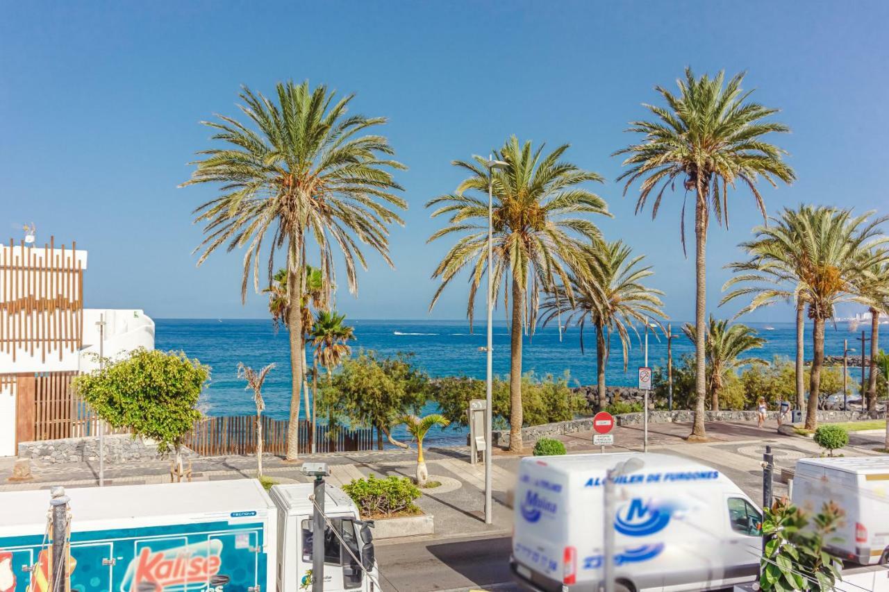 Front Of A Beach Aircon Las Americas Costa Adeje Playa de las Américas Exterior foto